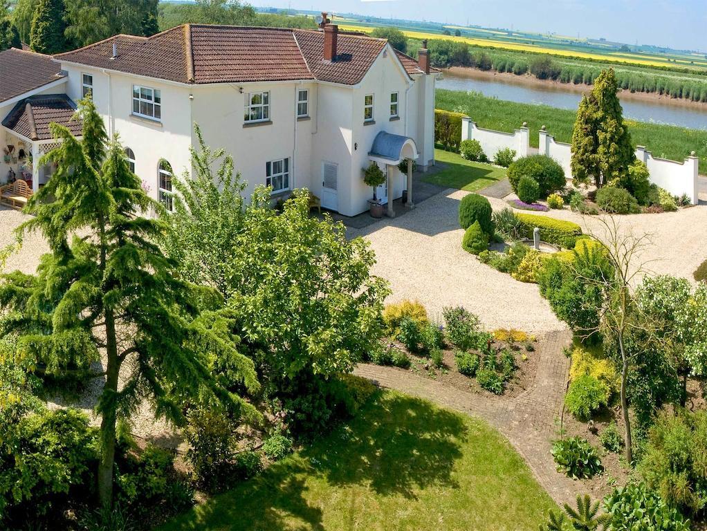 Budleigh House Bed & Breakfast East Butterwick Exterior photo